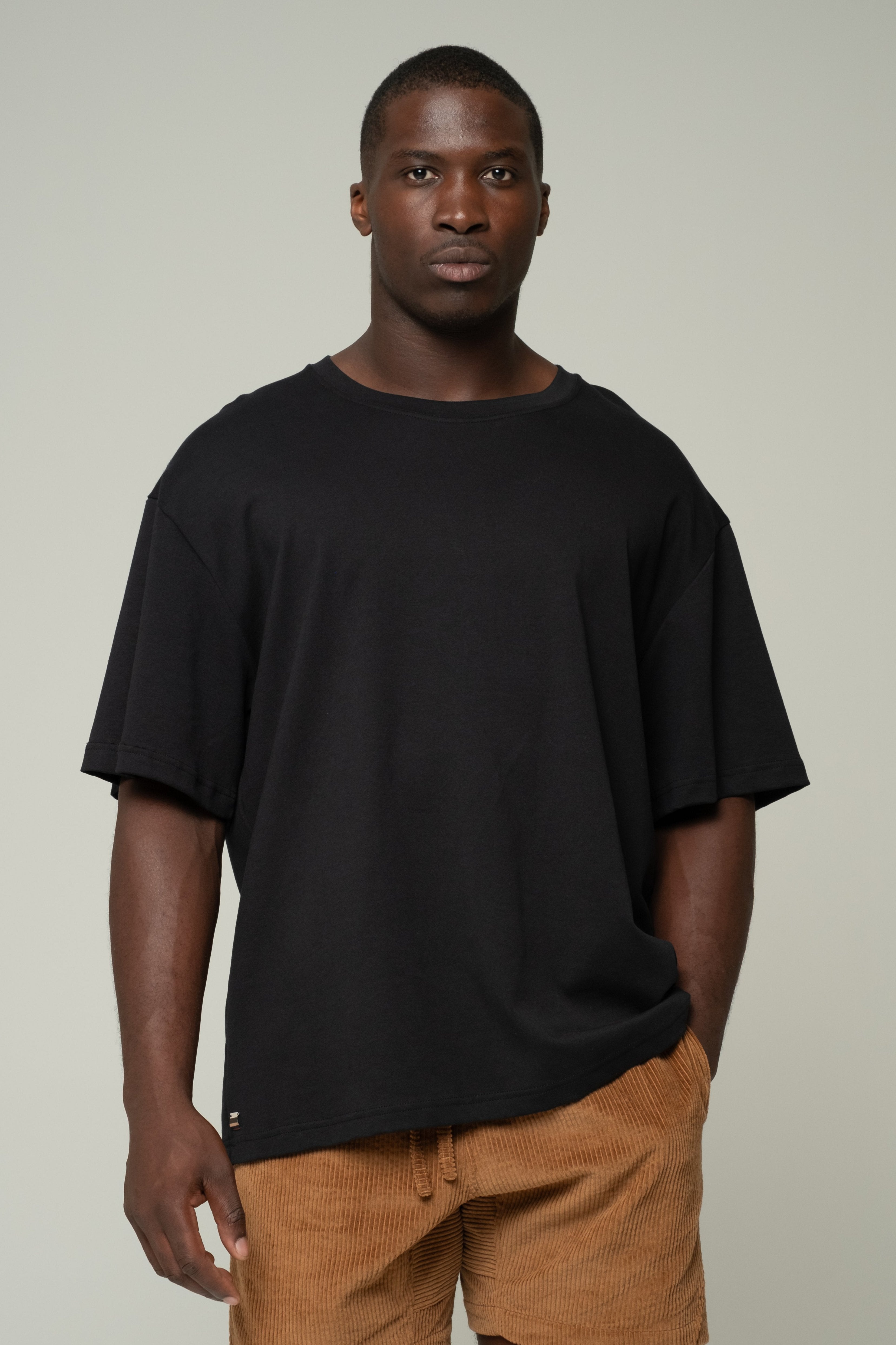 Kavash T-Shirt - Black