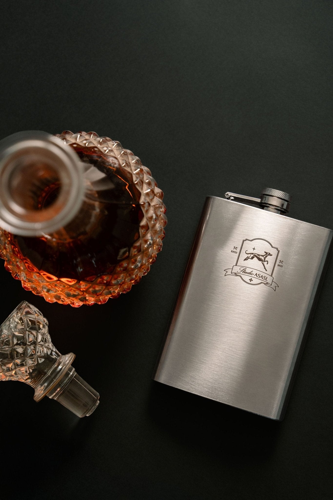 ASASI Whiskey Flask - Studioasasi